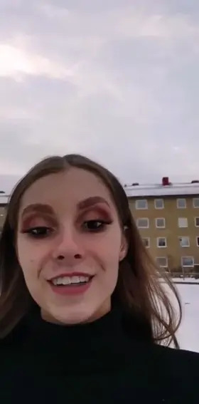 If you ever see me walking past you like this, just know you wouldn't even need to ask if you wanted to grope me 🥰💕