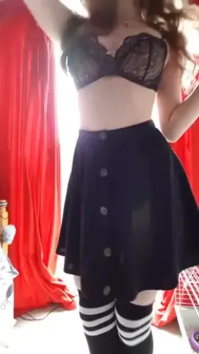 Anybody got the full video or the girls' name?