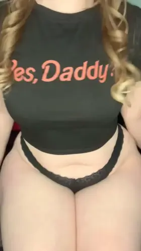 I promise to always keep your dick hard 🥰😇