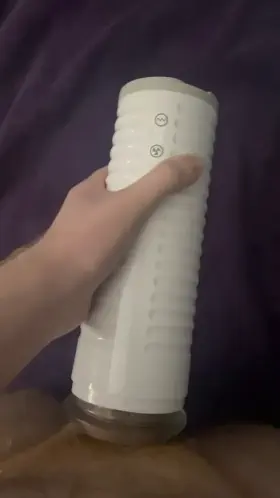 Do you like men who moan? (Sound on)