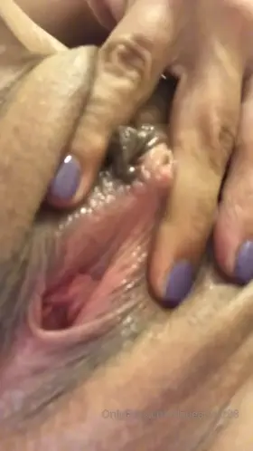Lauren Peachez Up Close Pussy & Fingering