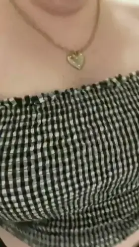 Jiggle physics are the best physics 👀 (OC)