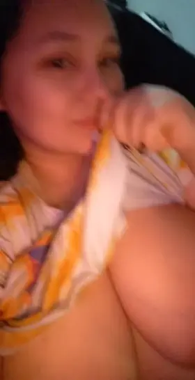 Too big for me to grab 😘😏