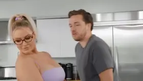 Huge ass lesbians (Full vid below)