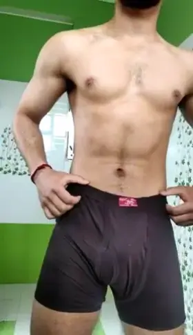 23[M]. Not planning to trim anytime soon and letting it grow now!