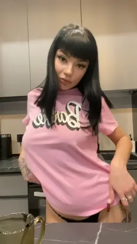 Can i sit on ur face ? Link in comments 👇🏻