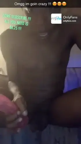 Omgg !!❤️❤️ I love fucking my tight asshole 🤤🤤