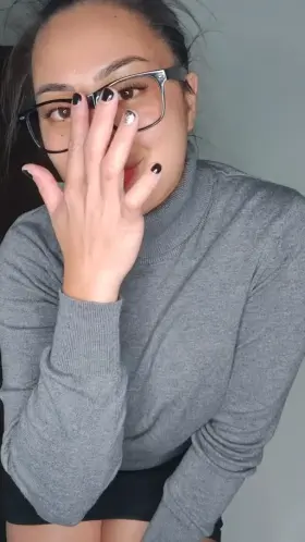 Good morning 🌞 Hope I make your day extra peachy 🍑