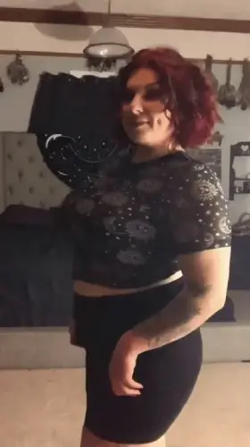 No Panties in a Tight Skirt 🖤