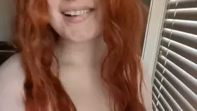 I basically live in crop tops and leggings. (f)