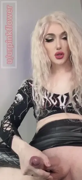 Open your mouth for my fresh load