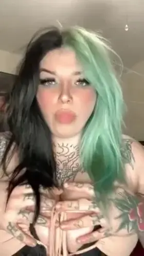 New hair, new woman. Who wants to fuck me?