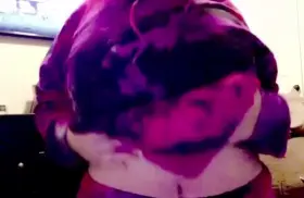 here's a titty drop to start your sunday off right! [oc]