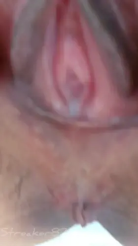 Can't resist this tight and wet Asian pussy [image]