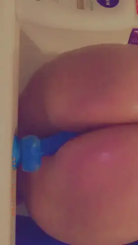 Amateur solo dildo play 🍆🍆@peaches2952 RedGIFs