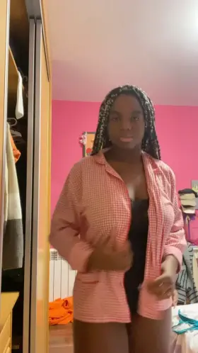 [F19] Too shy and insecure for posting nudes… Hope you still like my video🙄