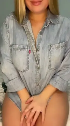 Just a thick British girl asking for your cum in her