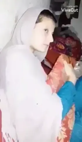 Super Cute Paki Bhabhi Having Some Fun With Her Devar😋 