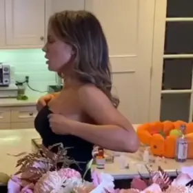 Pumping to Kate Beckinsale like there's no tomorrow! 🔥💦