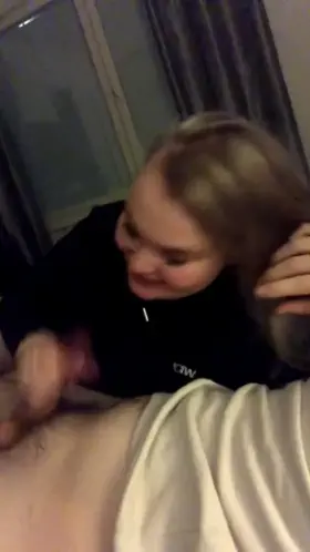 Comment if you want to win a blowjob from her. We choose one random to give her a facial