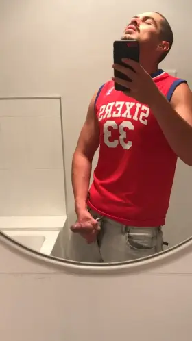 After a stressful day finding the perfect relaxation technique is a must. Mine is definitely a “stroke” of genius..