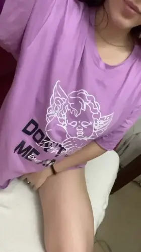 Would u jerk off with my nudes if i send u some? [19]