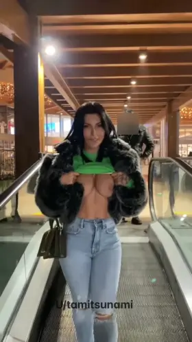 my onlyfans still with 50% off and a free squirt video !!! link in comments guys 💦