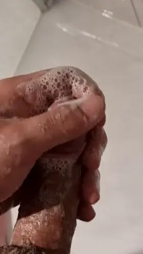 I'm a good boy, I rubbed well everywhere