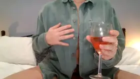 Suck on my titties whilst I drink this wine (F)