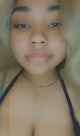 Me and the girls just wanted to say good morning to you😘 oc