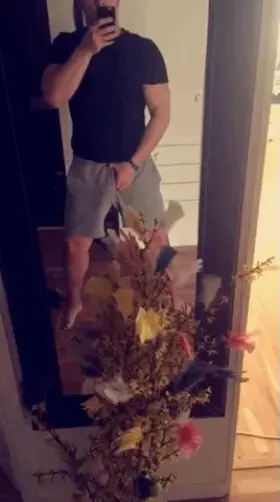 Soft bulge wants to escape my shorts, can someone help me tame it?