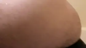 Black Beauty gapes me in the tub