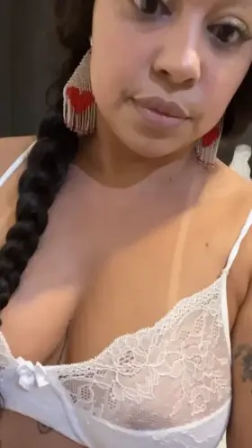 I am a badass with my sexy ass 🥵 Wanna see what's under it? 😈