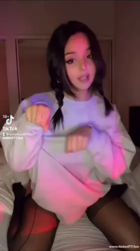 sweet girl is waiting for you ... (link in profile)😏👋