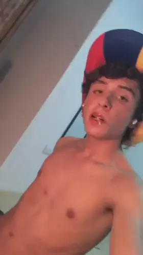 (18) Shy to show my dick