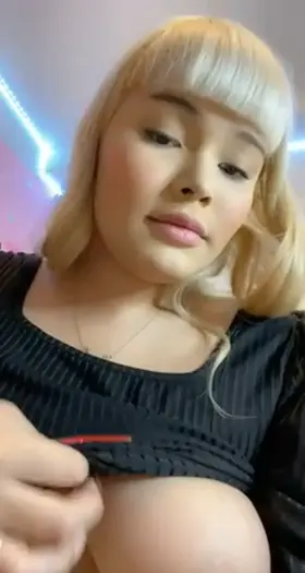 Discovered I could suck my own tits:3