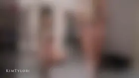 🔥HOT Squirt video releasing this Saturday... 💦 To make sure you don't miss it 👉🏼50% OFF in my OF Subscription | Link in comments below 👇🏼