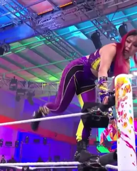 Cameraman blessing us with a great zoom in on Io