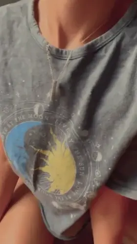 Waiting on my nighttime snack, I’ll take my creampie now 😏