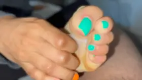 He drove 2 hours just to cum on my 9.5 soles 💗💦💦😍