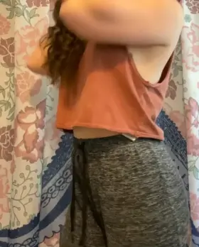 Were you looking for a girl like me tonight? (32f)