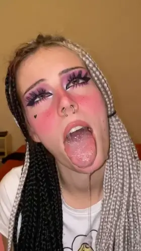 Some sloppy ahegao, rate it