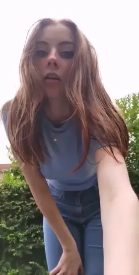 I like having sex outside, want to try? 😋