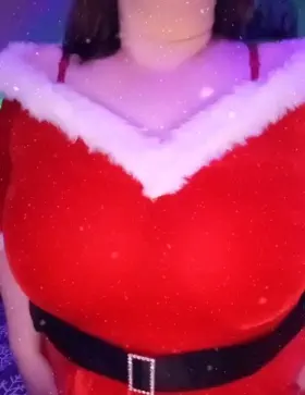 One more Titty Tuesday til Christmas 🤪 [OC]