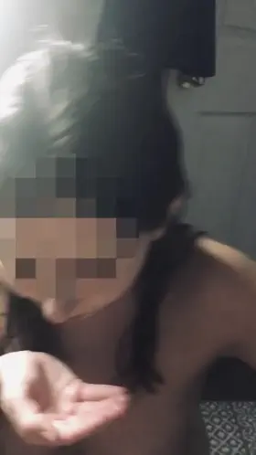 Practicing for the day I give a rich guy head 😇