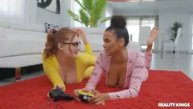 [Alina Ali, 22] - No Need To Fap With A Butt Flap