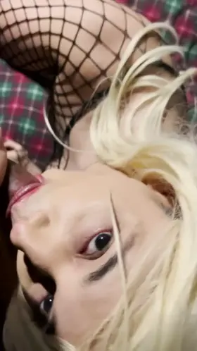 When your roommate is trap ;x