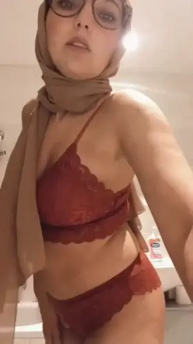 Kinda insecure about my body... Am I still fuckable?