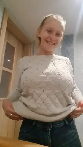 [Gif] And such homemade enticement for you. Kisses