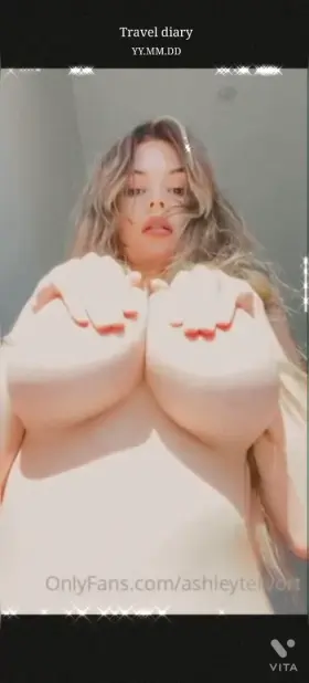 Big boobs babe @ahley trevot 0nly4fanS